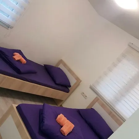 Tiryaki Apartment