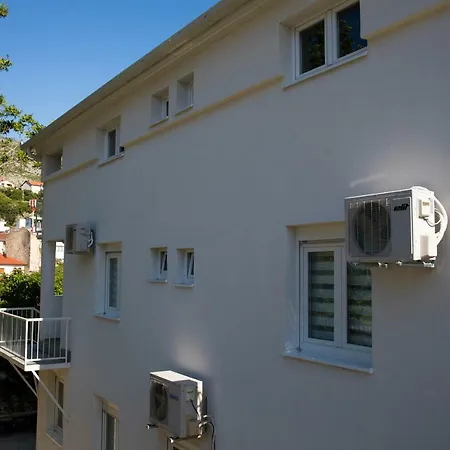 Tiryaki Apartment *