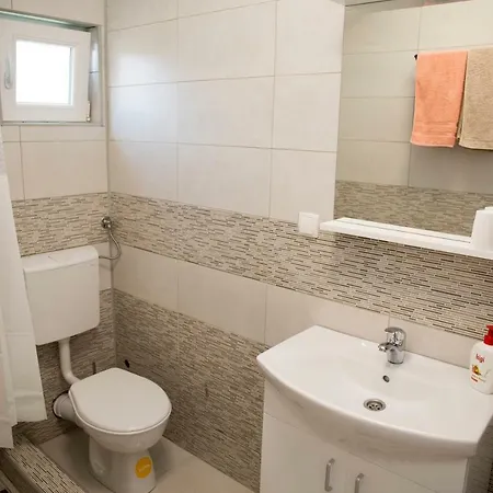 Apartment Tiryaki